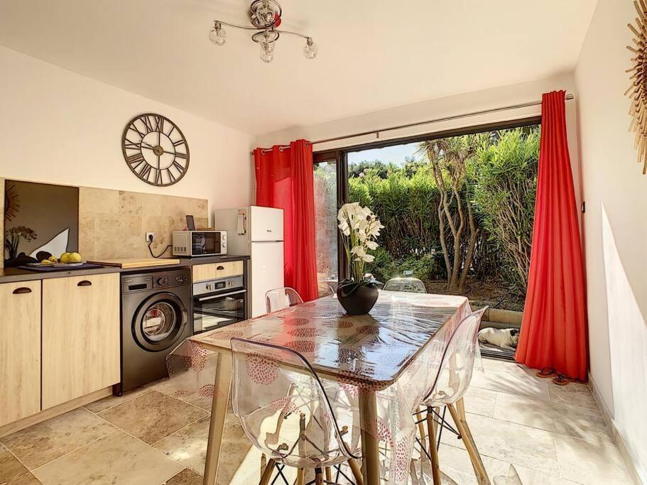 Superbe Appartement En Bord De Mer Bandol Zewnętrze zdjęcie